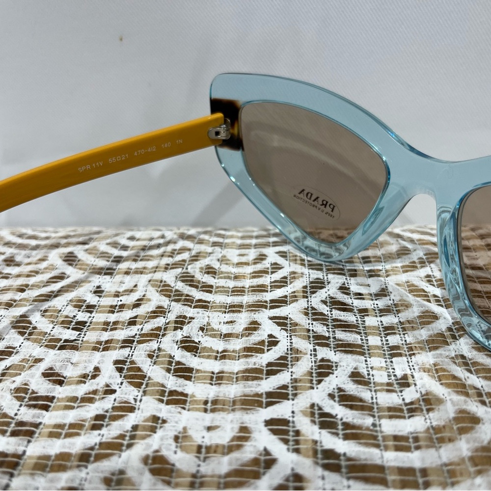 Prada PR 11VSF Sunglasses | Cat Eye Style | New with Sticker | No Box - Picture 5 of 11